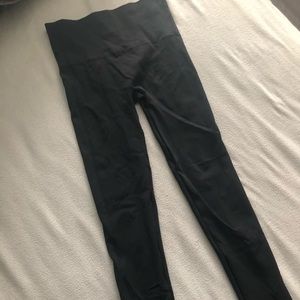 Spanx Leggings- Black- One size fits all
